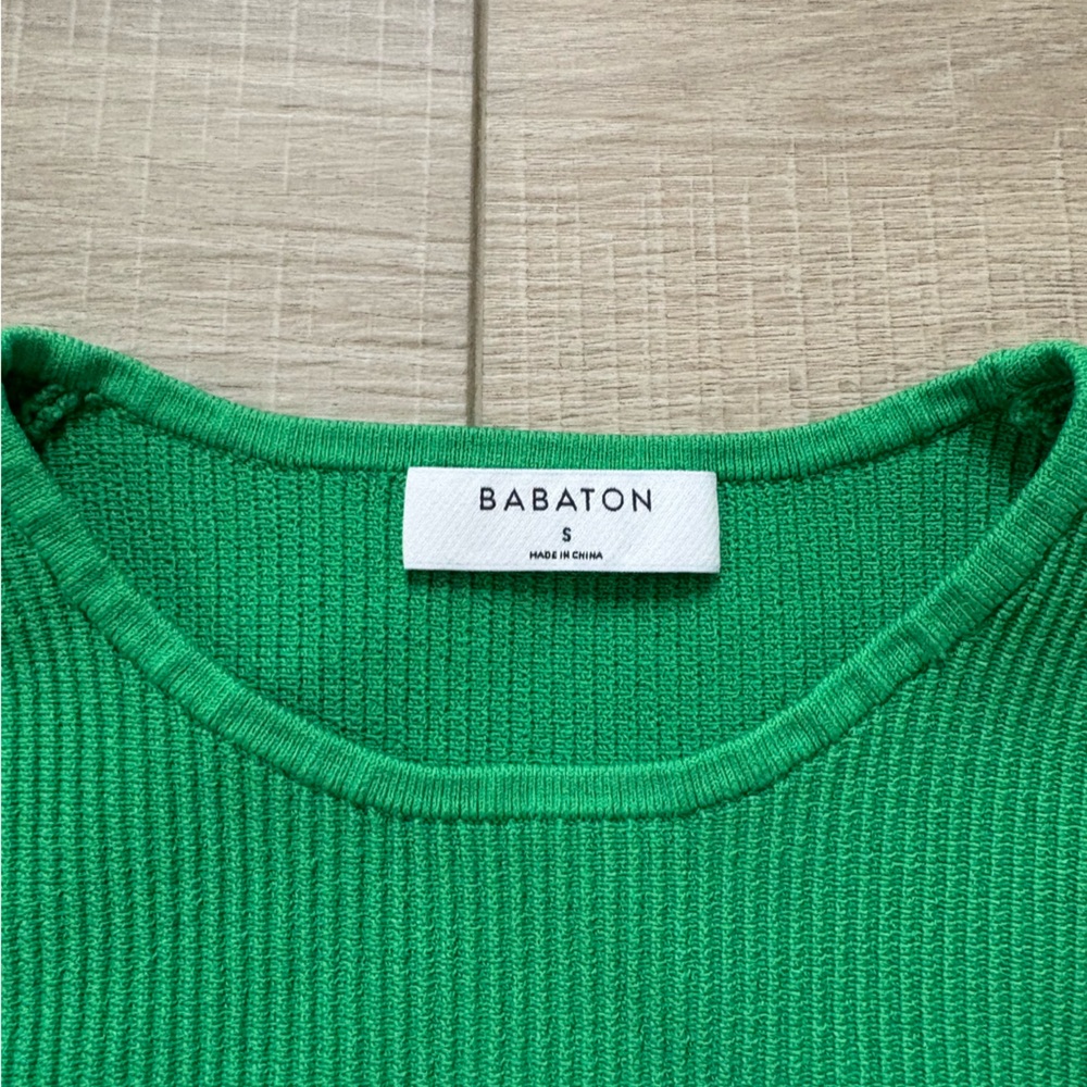 Aritzia BABATON Sculpt Knit Vibrant Green Ribbed Crop Top - Picture 3 of 10